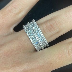 Two row emerald cut ring size 7